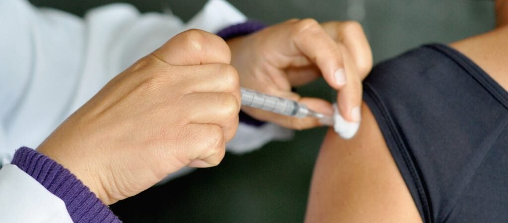Governo de SP confirma dois novos casos de febre amarela e intensifica alerta para vacinação